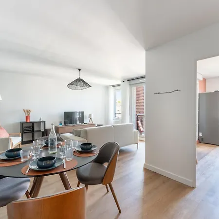 Mdor - Montagari Appt A Lyon